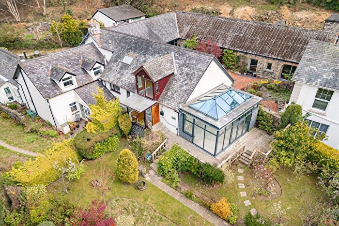 5 Bedroom Link Detached House For Sale In Maenan, Llanrwst, LL26