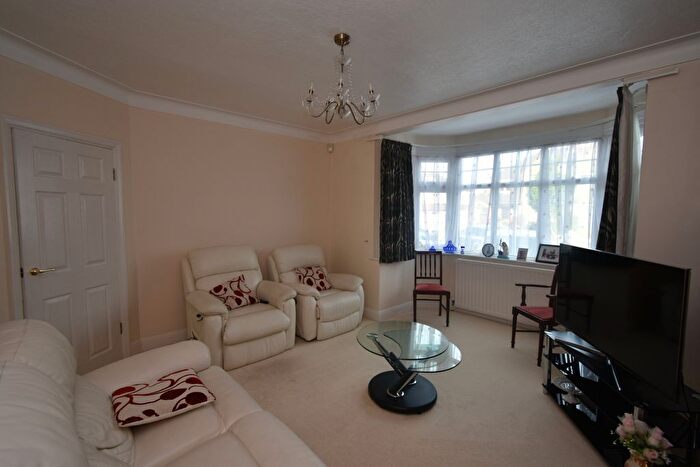 5 Bedroom End Of Terrace House To Rent In Boldmere Road, Pinner, HA5