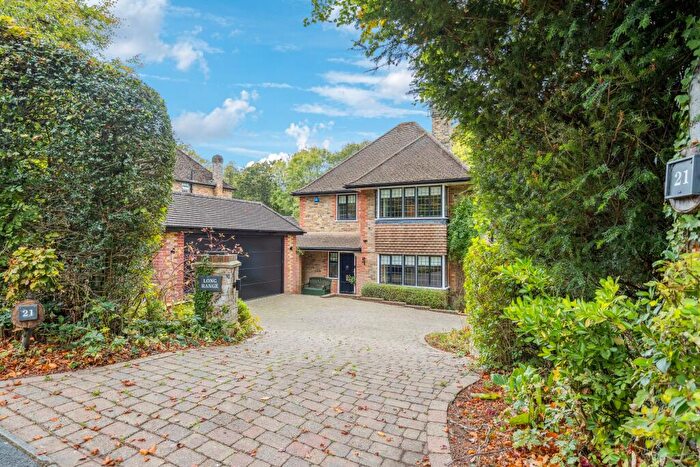 4 Bedroom Detached House For Sale In Hollow Way, Chesham Bois, Amersham, HP6