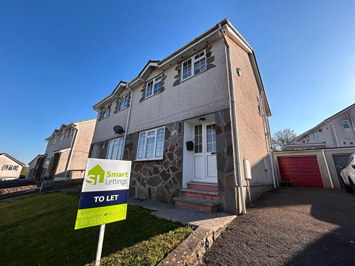 3 Bedroom Semi-Detached House To Rent In Ty Gwyn Drive, Brackla, Bridgend, CF31