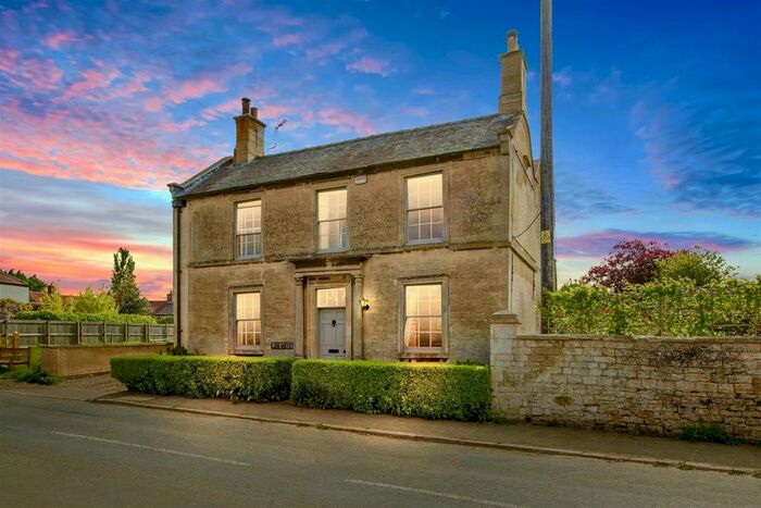 4 Bedroom Detached House For Sale In Main Street, Sudbrook, Grantham, NG32