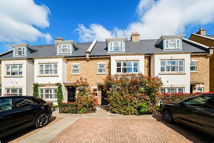 3 Bedroom Terraced House To Rent In Cagney Close, Sunbury-On-Thames, TW16