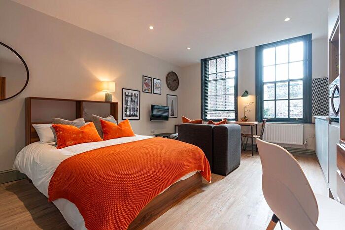 Studio To Rent In Mount Pleasant, L3