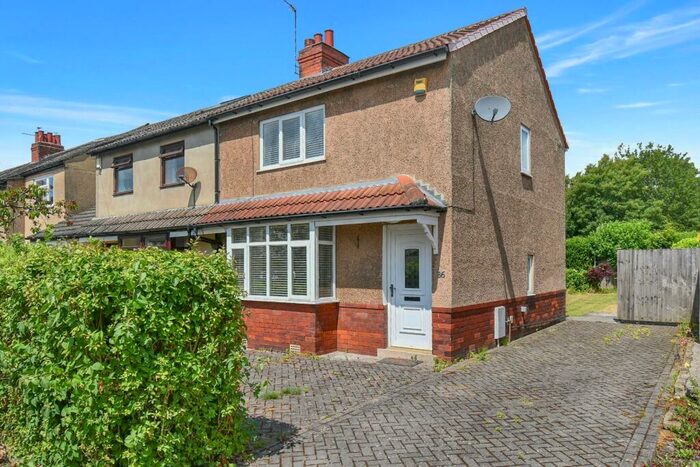 2 Bedroom Semi-Detached House To Rent In Park Avenue, Yeadon, Leeds, LS19