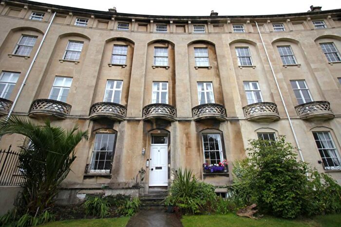 2 Bedroom Flat To Rent In Royal Crescent, Weston Super Mare, BS23