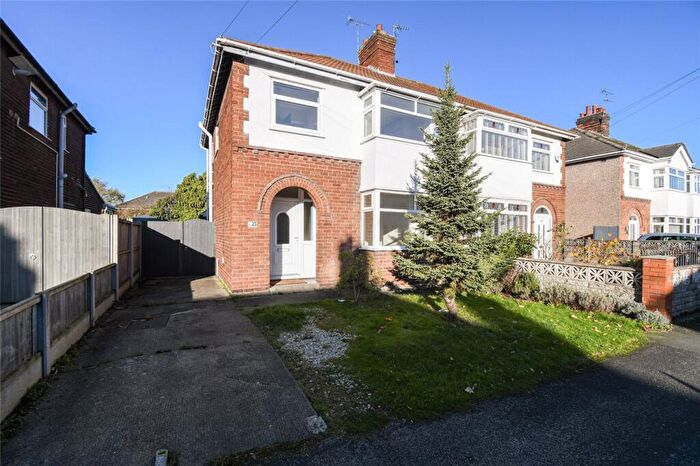 3 Bedroom Semi Detached House To Rent In Pembroke Drive, Whitby, Ellesmere Port, CH65