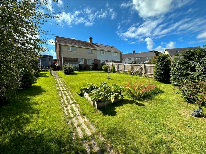 3 Bedroom Semi-Detached House For Sale In Ger Y Coed, Pontyates, Llanelli, Carmarthenshire, SA15