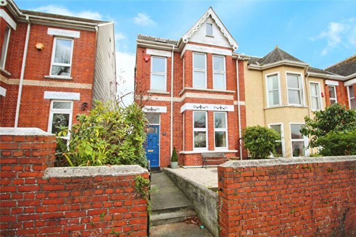 4 Bedroom Terraced House To Rent In Victoria Road, Plymouth, Devon, PL5