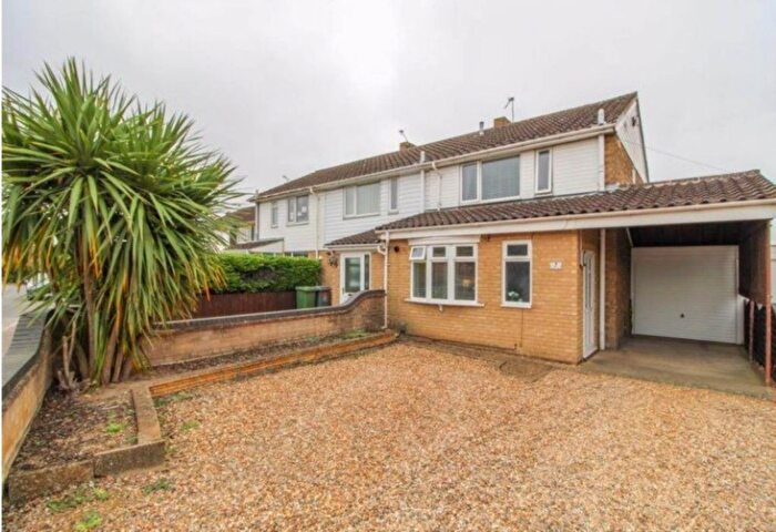 3 Bedroom Semi Detached House To Rent In Lodore Avenue, Norwich, NR6