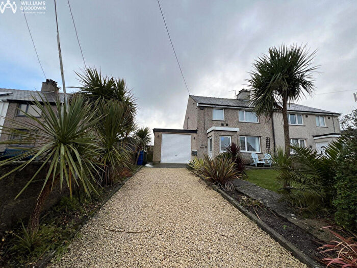 3 Bedroom Semi-Detached House For Sale In Trem Y Mor, Rhosneigr, Anglesey, LL64