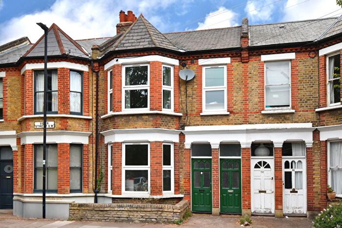 1 Bedroom Flat To Rent In Venn Street, London, SW4