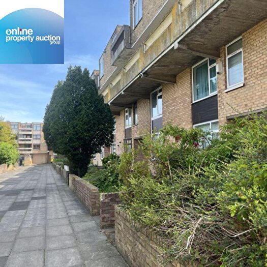 1 Bedroom Flat For Sale In Waterloo Walk, Washington, Tyne And Wear, NE37