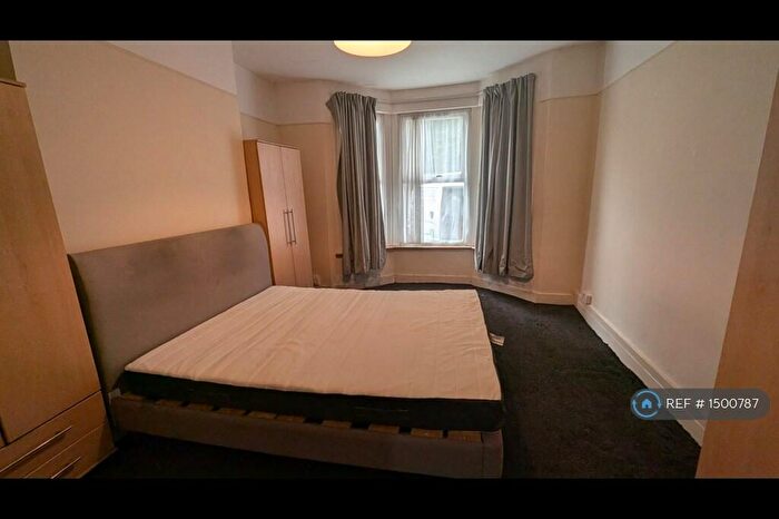 1 Bedroom Flat To Rent In Gowan Road, London, NW10