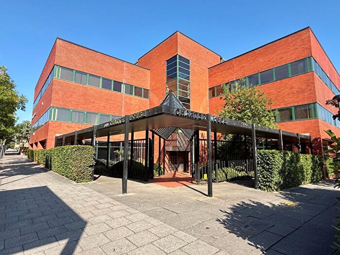 2 Bedroom Flat For Sale In Avebury Boulevard, Milton Keynes, MK9