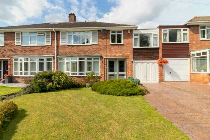 4 Bedroom Semi-Detached House To Rent In Kingsley Avenue, Newcastle Upon Tyne, NE3