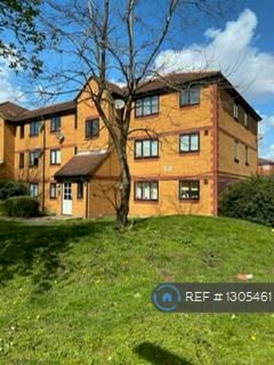 1 Bedroom Flat To Rent In Ruston Road, London, SE18