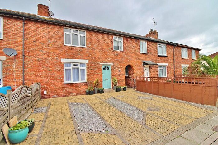 3 Bedroom Terraced House For Sale In Hayling Avenue, Baffins, PO3