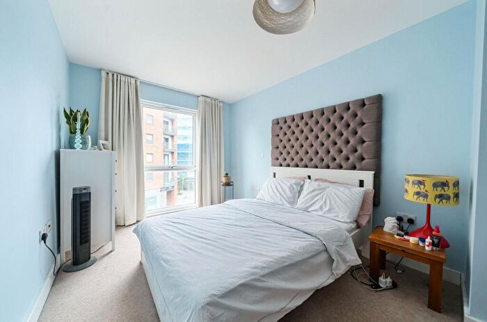 1 Bedroom Flat For Sale In John Thornycroft Road, Woolston, Southampton, Hampshire, SO19