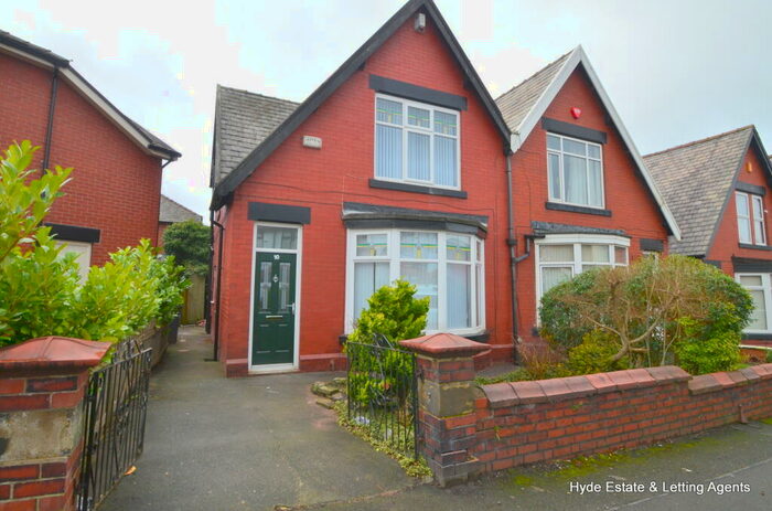 2 Bedroom Semi-Detached House To Rent In Bertha Street, Shaw, Oldham, OL2