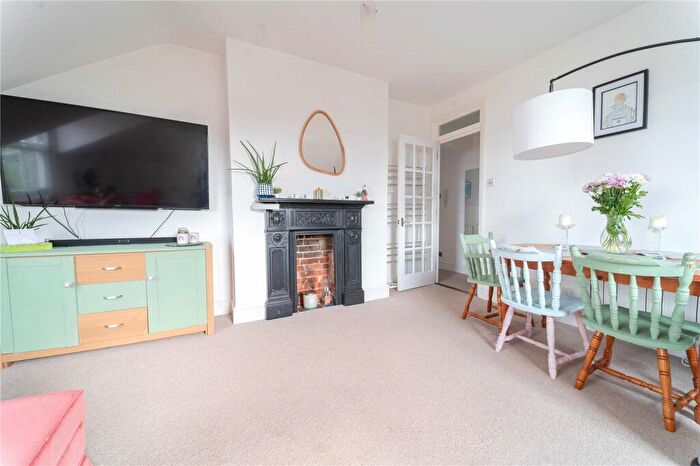 2 Bedroom Apartment To Rent In Oxford Court, Oxford Road, Colchester, Essex, CO3