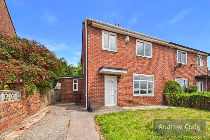 3 Bedroom Semi-Detached House For Sale In Scafell Drive, Kenton, NE5