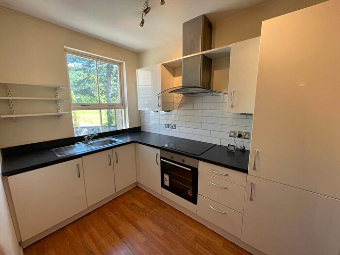 1 Bedroom Apartment To Rent In Burley Road, Leeds, LS4