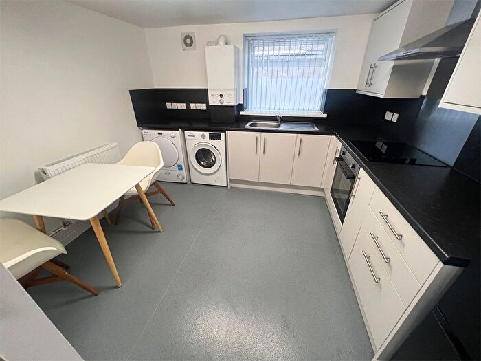 2 Bedroom Flat To Rent In Gelli Street, Swansea, SA1