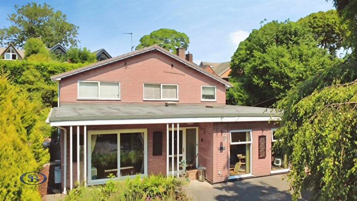 4 Bedroom Detached Bungalow For Sale In Cinderhill Lane, Scholar Green, Stoke-On-Trent, ST7