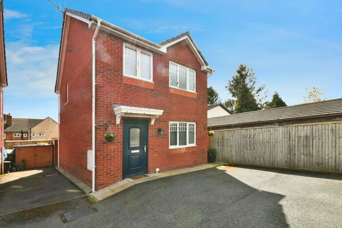 3 Bedroom Detached House For Sale In Kings Court, Broughton, CH4