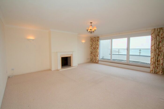 3 Bedroom Flat To Rent In Headland Road, St. Ives, TR26