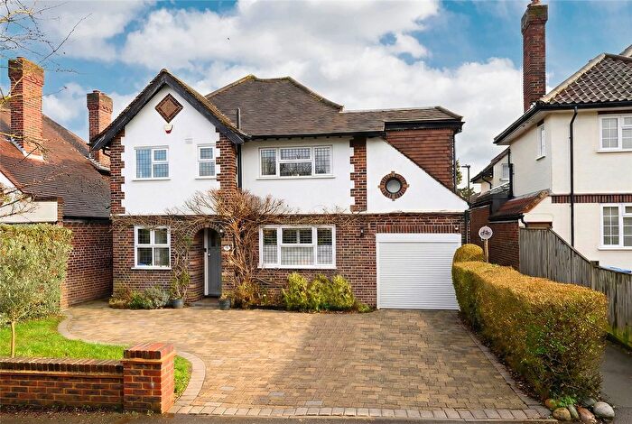 5 Bedroom Detached House For Sale In Hillcrest Gardens, Esher, Surrey, KT10