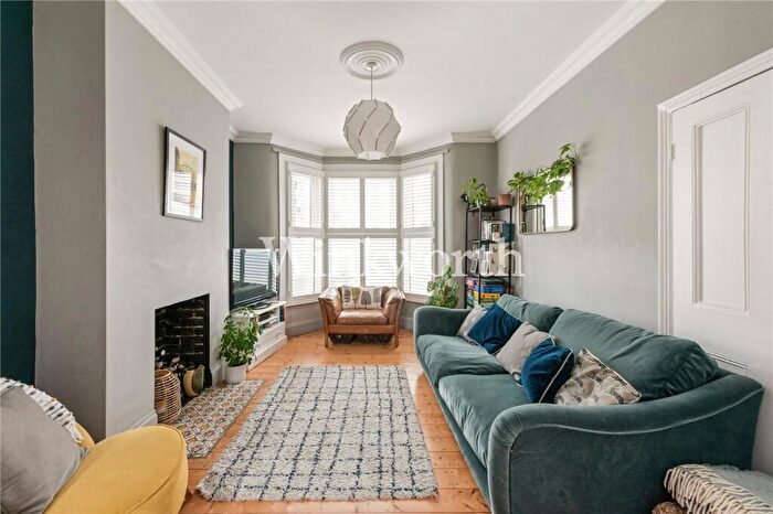 5 Bedroom Terraced House For Sale In Greyhound Road, London, N17