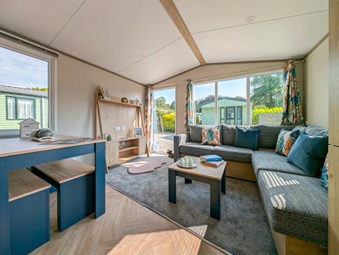 2 Bedroom Property For Sale In The Baywood, Fell End Holiday Park, Beetham, LA7