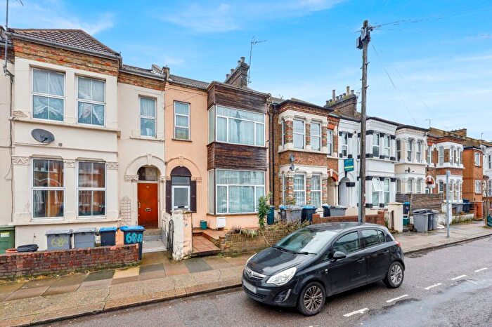 4 Bedroom Terraced House For Sale In Tubbs Road, London, NW10
