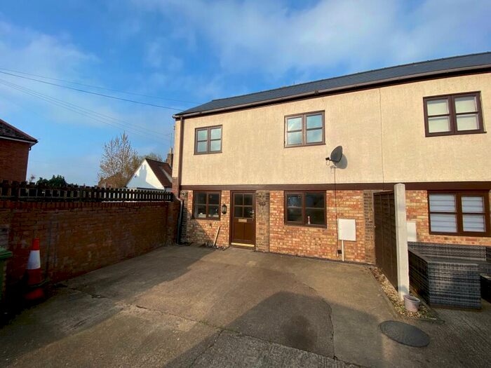 2 Bedroom Terraced House To Rent In Barrs Street, Whittlesey, PE7