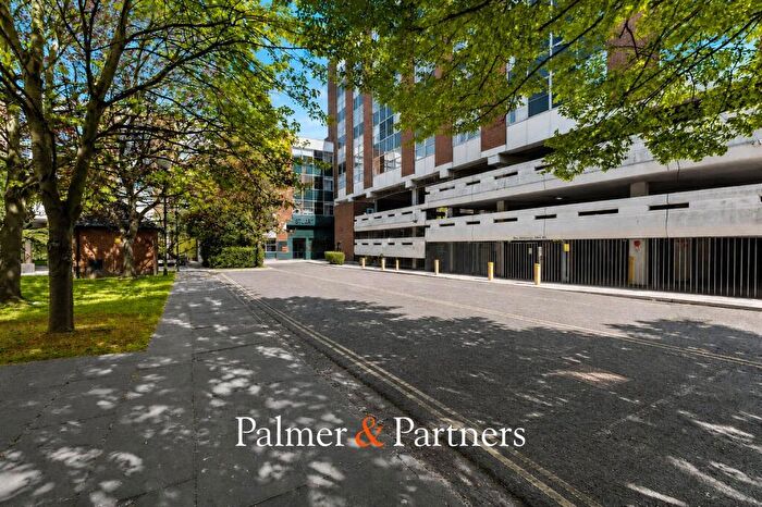 2 Bedroom Apartment For Sale In St. Peters Street, Colchester, Essex, CO1