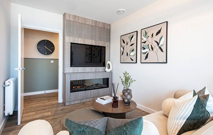 1 Bedroom Flat For Sale In "The Acer" At Albert Roae, Barnet, EN4