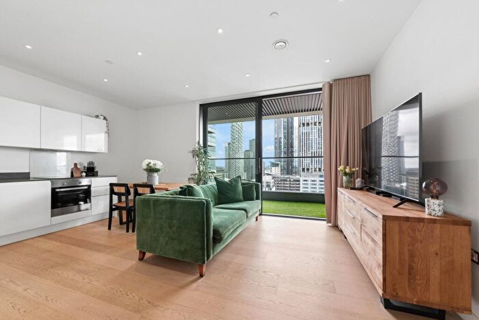 1 Bedroom Apartment For Sale In Hobart Building, Wards Place, London, E14