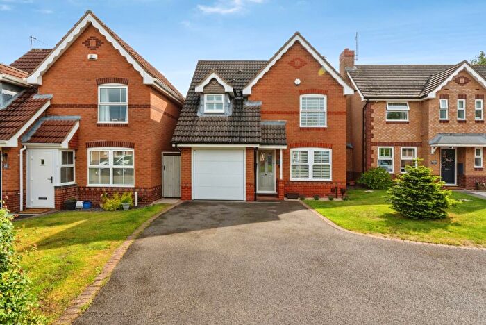3 Bedroom Detached House For Sale In Broom Avenue, Loughborough, Leicestershire, LE11