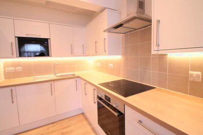 1 Bedroom Flat To Rent In Murrays Yard, London, SE18