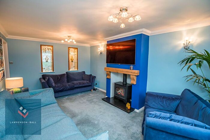 4 Bedroom Detached House For Sale In Springbourne, Frodsham, WA6