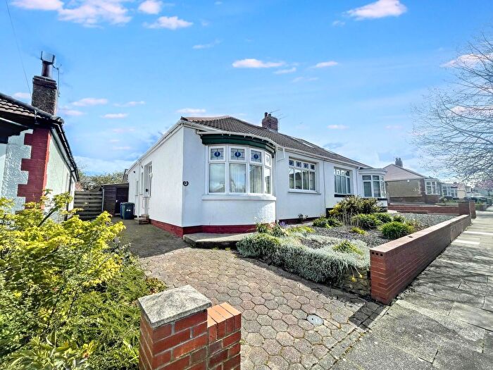 2 Bedroom Bungalow For Sale In West Avenue, South Shields, NE34