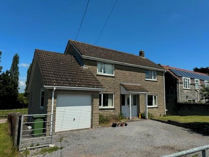 3 Bedroom Detached House To Rent In Street, Somerset, BA16