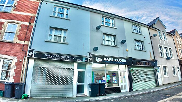 1 Bedroom Flat To Rent In Church Street, Blaenau Gwent, NP23