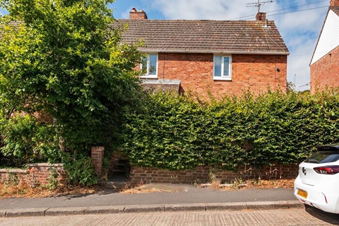 3 Bedroom Semi-Detached House For Sale In Aldercombe Road, Bristol, BS9