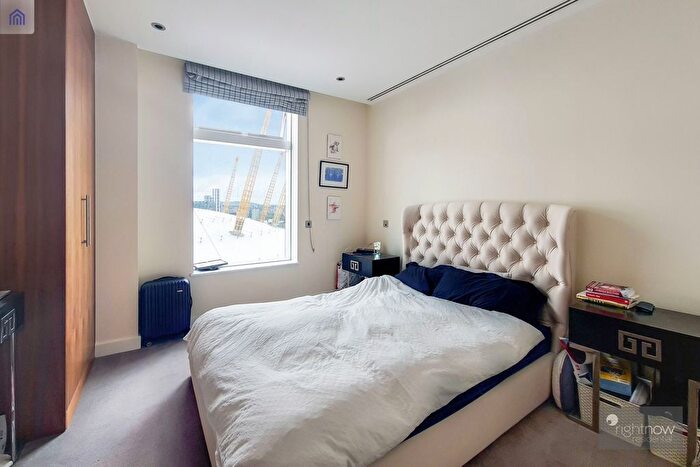 2 Bedroom Flat To Rent In Arora Tower, Waterview Drive, SE10