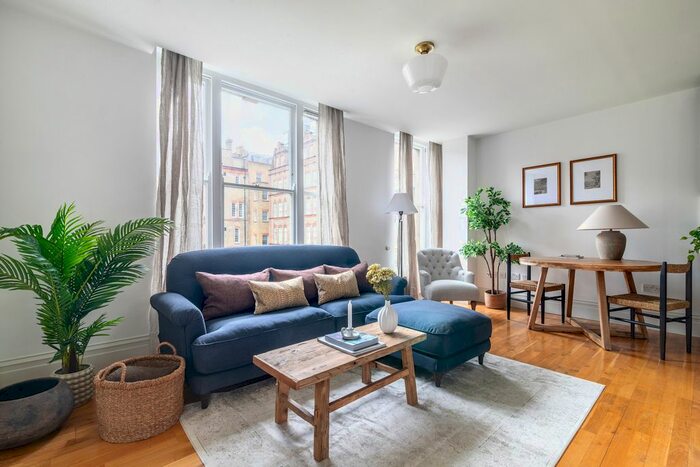 1 Bedroom Flat To Rent In King Street, London, WC2E