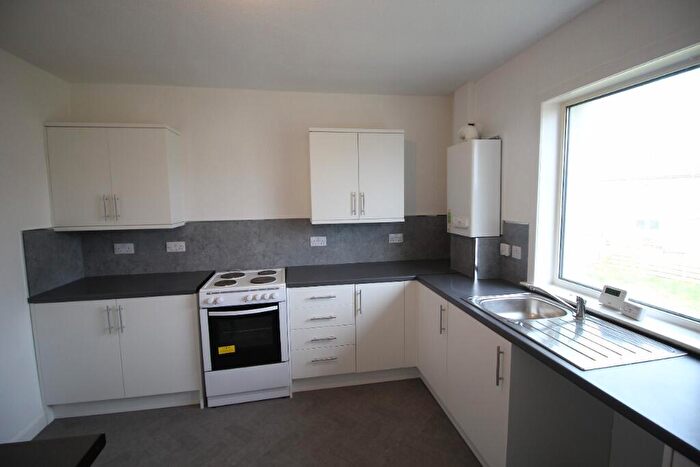 3 Bedroom Flat To Rent In Dryburn Road, Kelloholm, DG4