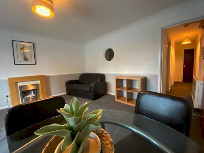 1 Bedroom Flat To Rent In Lansdowne Court, Paynes Lane, Coventry, CV1