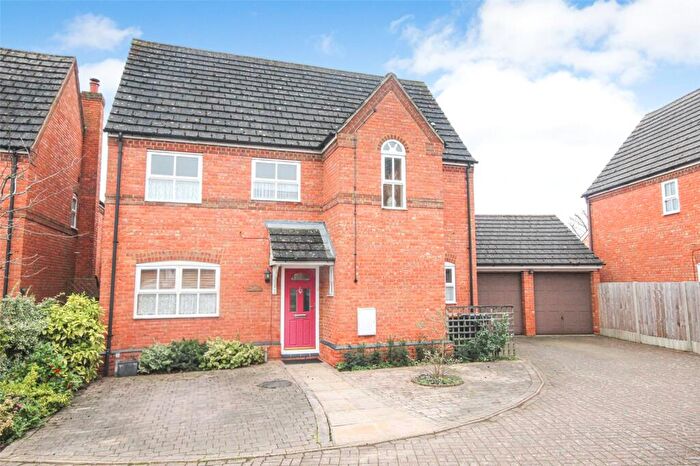 4 Bedroom Detached House For Sale In Ossory Place, Ampthill, Bedfordshire, MK45
